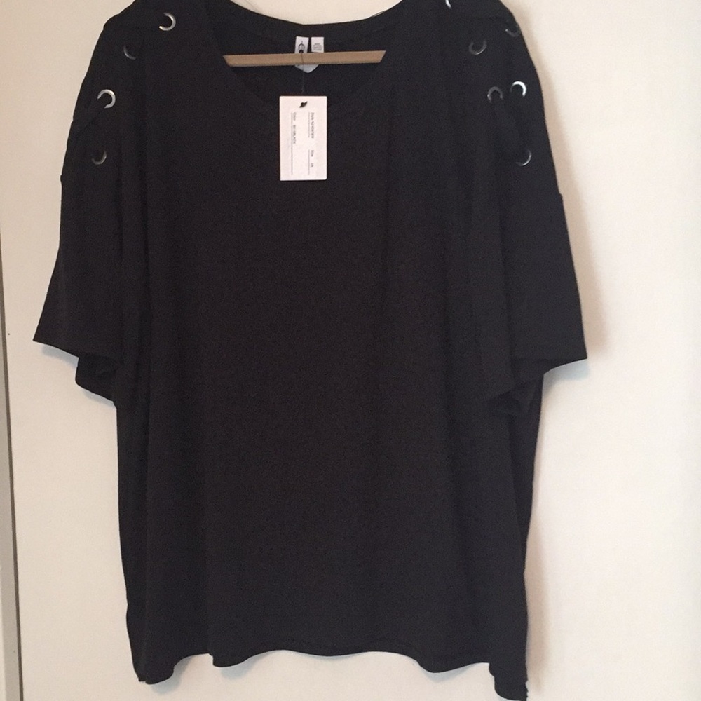 Cable & Gauge Shirt NWT